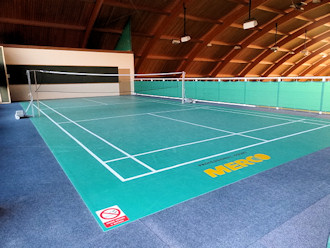 Badmintonové hřiště